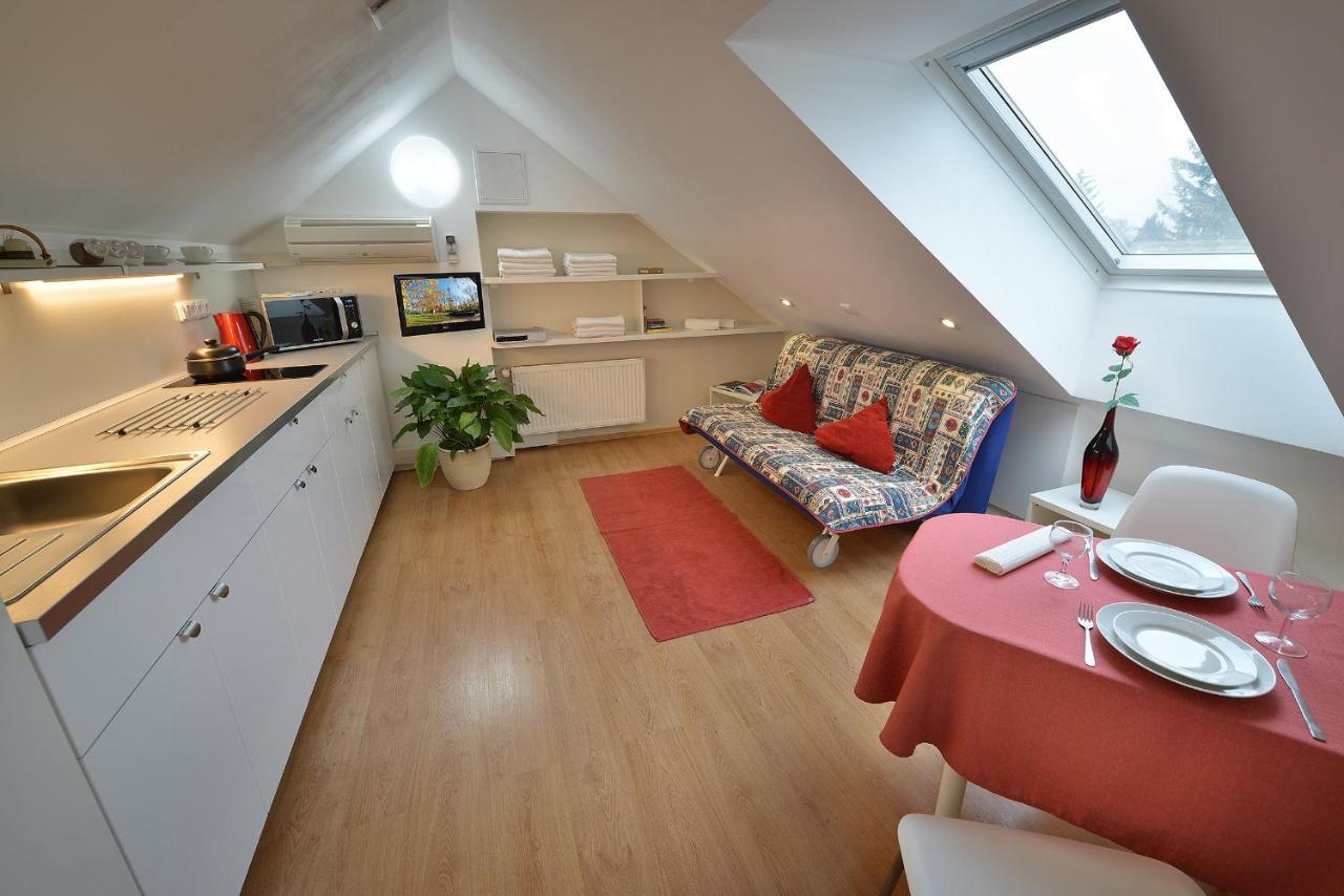 A. V. Pension Praha Dış mekan fotoğraf